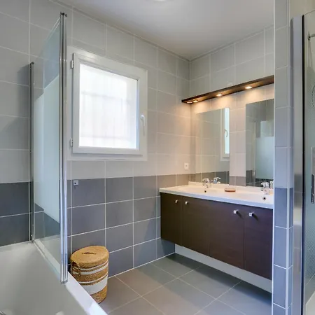 Maison 6 Personnes Climatisée, Jaccuzzi, à 5 M Des Plages Et Du Port